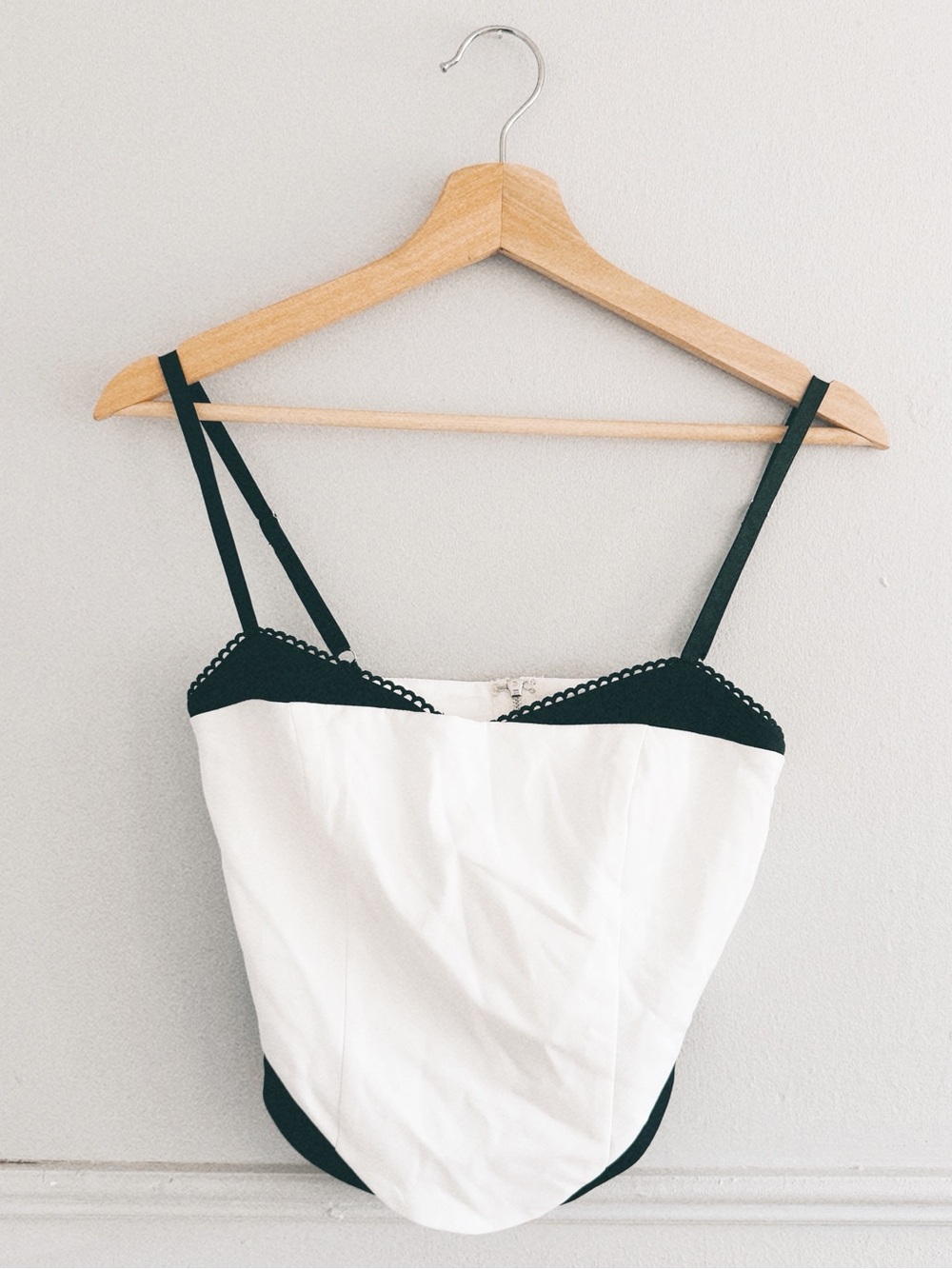 WHITE FOX > Feel The Spark Bustier